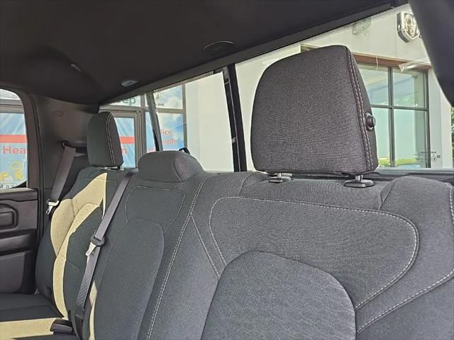 2026 Ram 1500 Express Crew Cab 4x4 57 Box