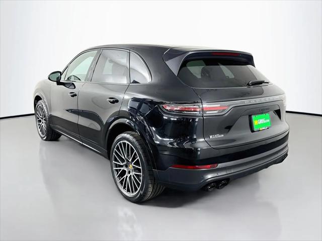 2023 Porsche Cayenne Platinum Edition
