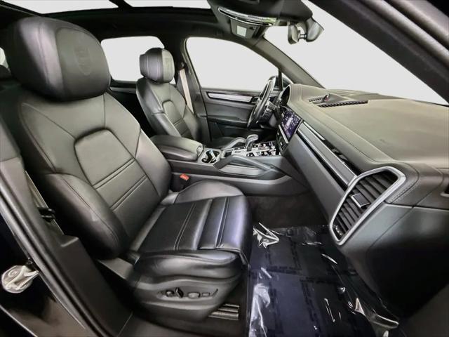 2023 Porsche Cayenne Platinum Edition