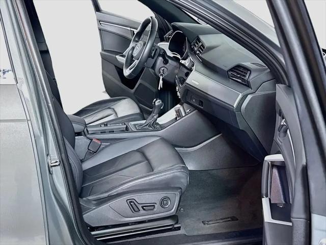 2025 Audi Q3 Premium 45 TFSI S line quattro Tiptronic