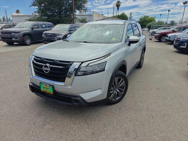 2023 Nissan Pathfinder SV 4WD