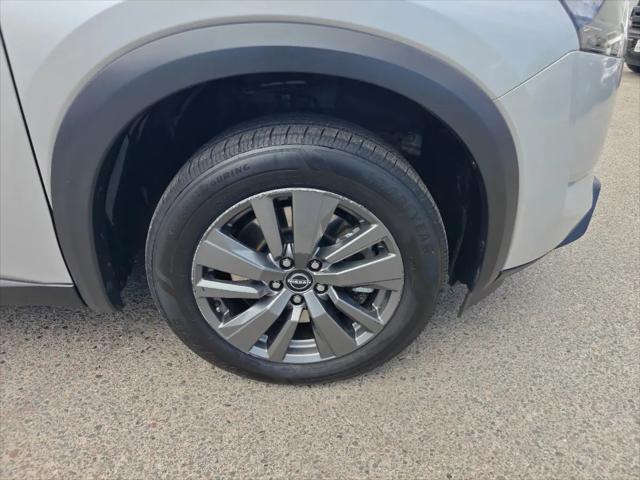 2023 Nissan Pathfinder SV 4WD