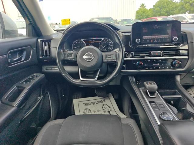 2023 Nissan Pathfinder SV 4WD