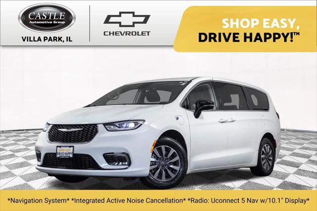 2024 Chrysler Pacifica Hybrid Select for sale in Villa Park, IL