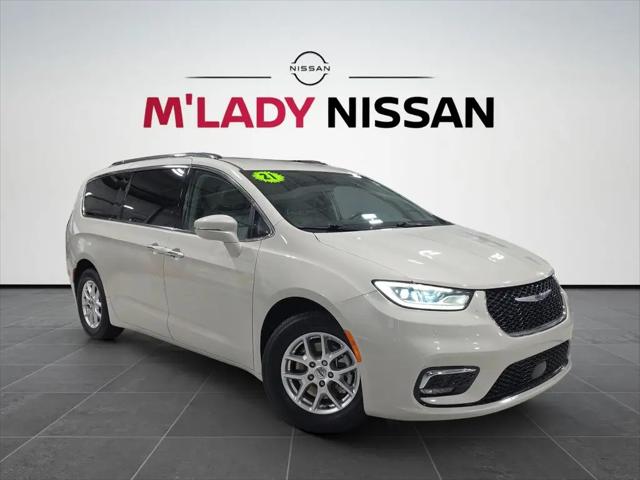 2021 Chrysler Pacifica Touring L for sale in Crystal Lake, IL