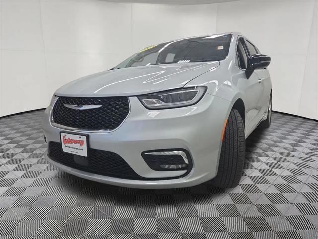 2024 Chrysler Pacifica Touring L AWD
