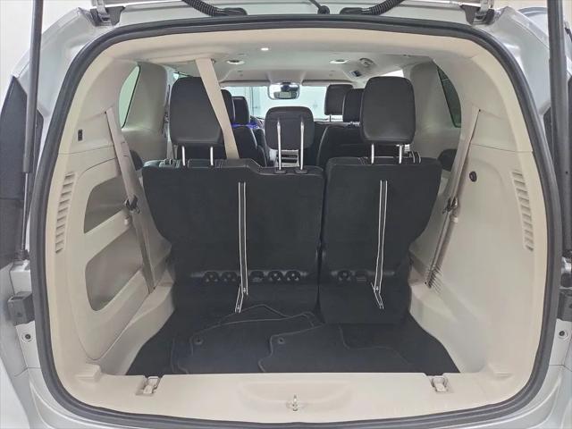 2024 Chrysler Pacifica Touring L AWD