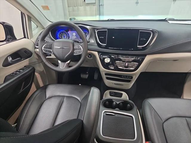 2024 Chrysler Pacifica Touring L AWD