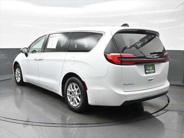2023 Chrysler Pacifica Touring