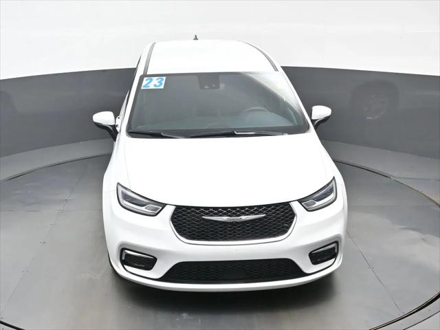 2023 Chrysler Pacifica Touring