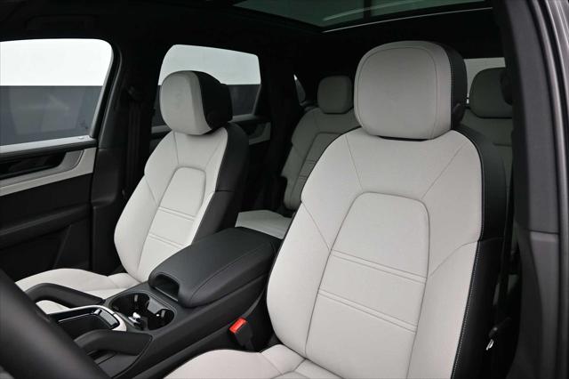 2026 Porsche Cayenne Unknown