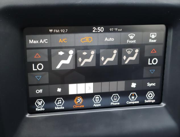 2021 Jeep Compass Latitude FWD