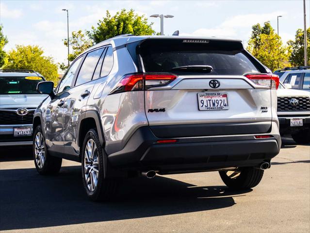 2024 Toyota RAV4 XLE Premium