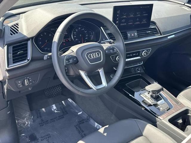 2024 Audi Q5 Premium 40 TFSI quattro S tronic