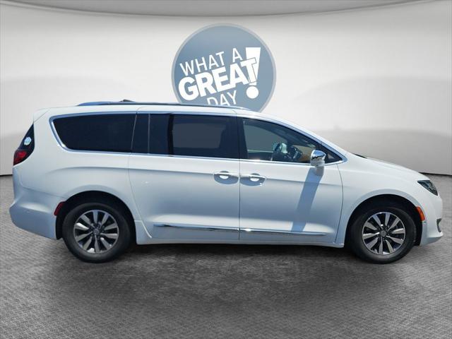 2020 Chrysler Pacifica Hybrid Limited 2020 Chrysler Pacifica Hybrid Limited