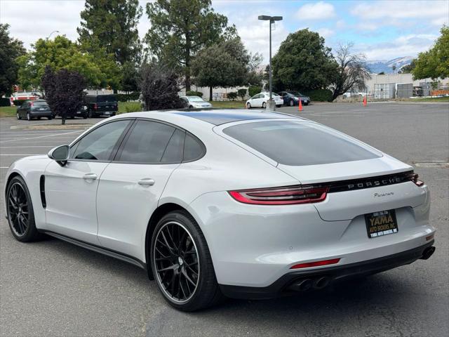 2020 Porsche Panamera 4