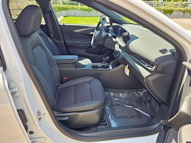 2026 Buick NV Preferred FWD