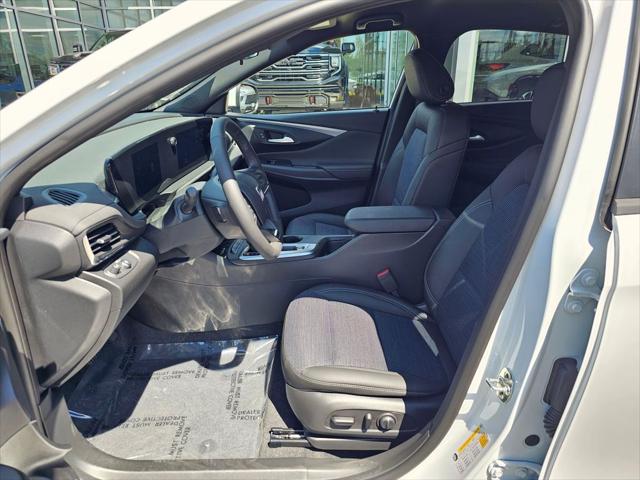 2026 Buick NV Preferred FWD