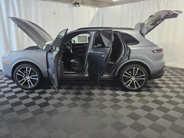 2026 Porsche Cayenne Unknown