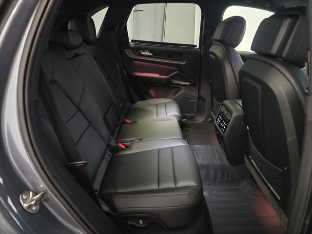 2026 Porsche Cayenne Unknown