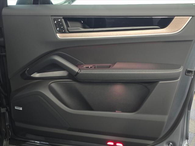 2026 Porsche Cayenne Unknown