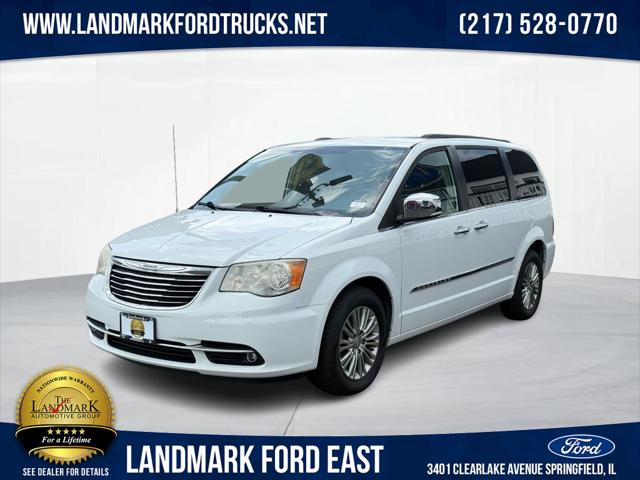2015 Chrysler Town & Country Touring-L for sale in Springfield, IL