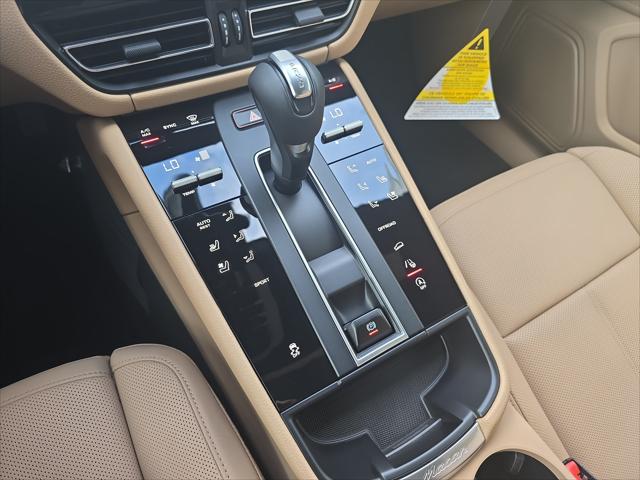 2026 Porsche Macan Unknown