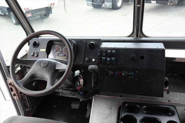 2021 Freightliner MT45G Walk-in Van
