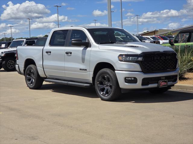 2026 RAM 1500 RAM 1500 EXPRESS CREW CAB 4X4 57 BOX