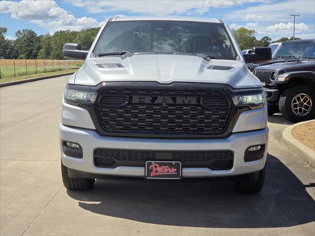 2026 RAM 1500 RAM 1500 EXPRESS CREW CAB 4X4 57 BOX