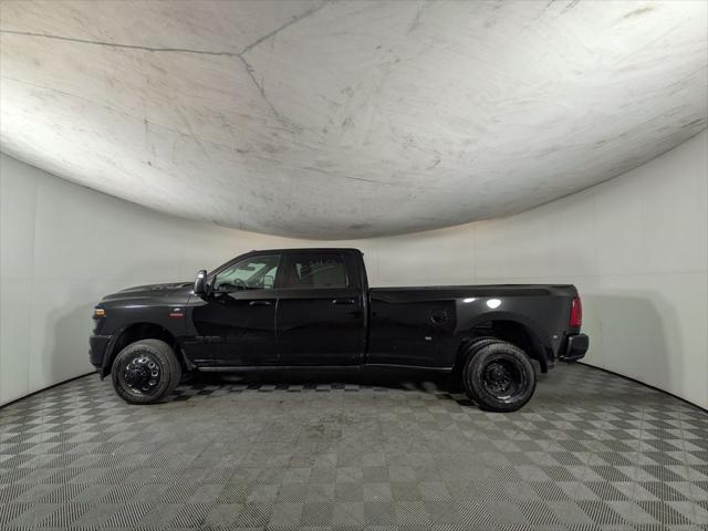 2026 RAM Ram 3500 RAM 3500 LARAMIE CREW CAB 4X4 8 BOX