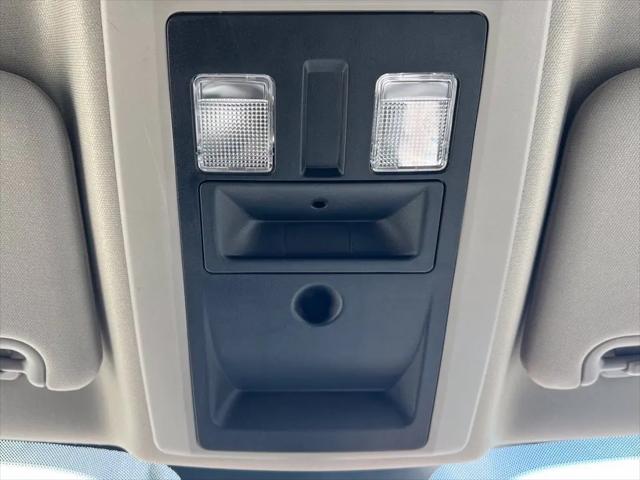 2022 Ram 1500 Classic SLT Crew Cab 4x4 57 Box