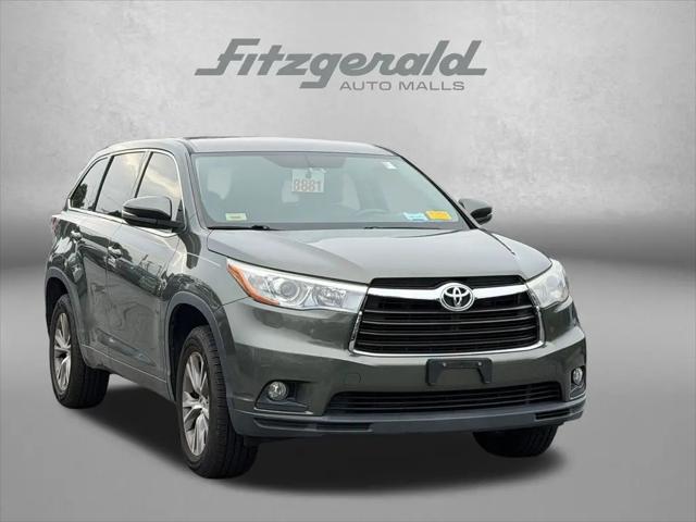 2015 Toyota Highlander LE Plus V6 for sale in Rockville, MD