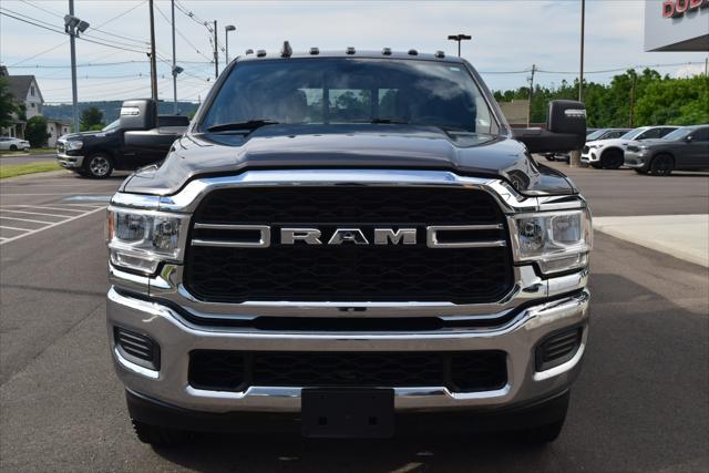 2024 RAM 2500 Tradesman Crew Cab 4x4 64 Box 2024 RAM 2500 Tradesman Crew Cab 4x4 64 Box