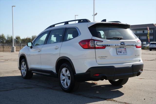 2023 Subaru Ascent Base 8-Passenger