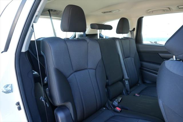 2023 Subaru Ascent Base 8-Passenger