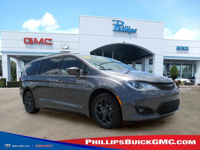 2020 Chrysler Pacifica Touring L for sale in Fruitland Park, FL
