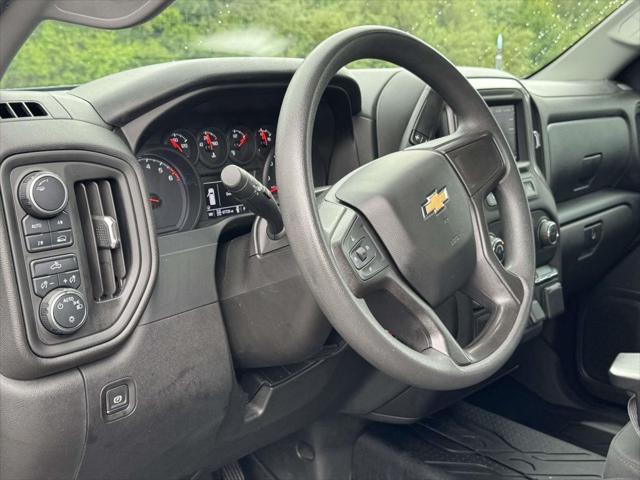 2021 Chevrolet Silverado 1500 4WD Crew Cab Short Bed Custom