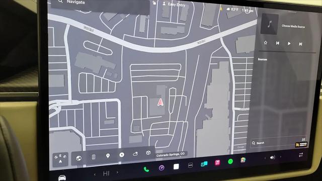 2022 Tesla Model X Plaid Tri Motor All-Wheel Drive