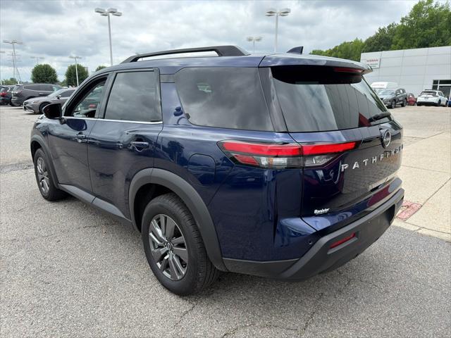 2025 Nissan Pathfinder SV FWD