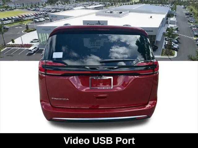 2027 Chrysler Pacifica Pinnacle