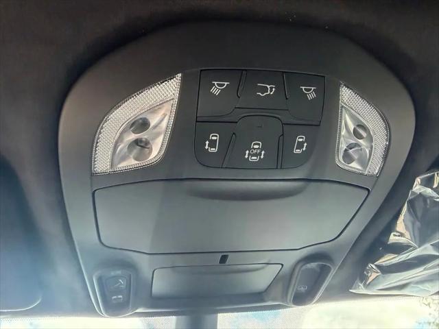2027 Chrysler Pacifica Pinnacle