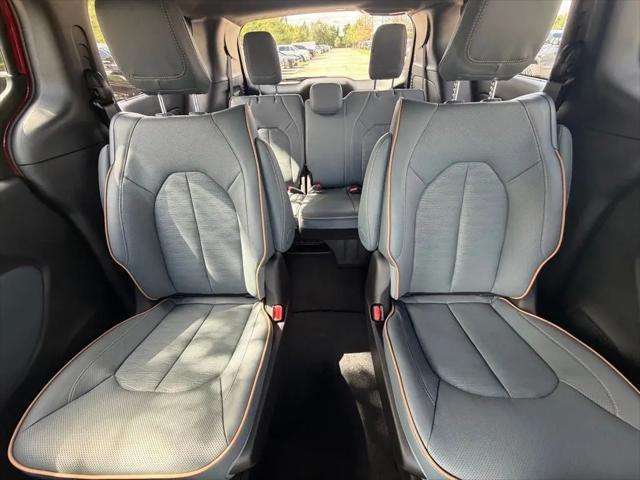 2027 Chrysler Pacifica Pinnacle
