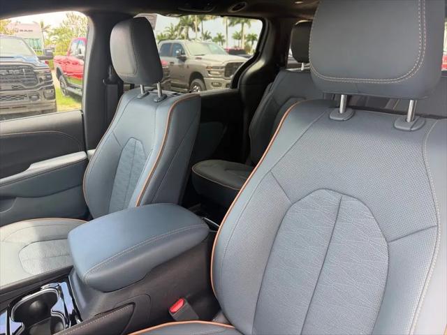 2027 Chrysler Pacifica Pinnacle