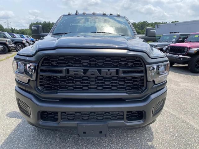 2024 Ram 3500 Tradesman/SLT