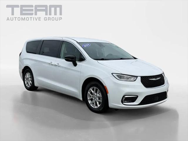 2024 Chrysler Pacifica Touring L for sale in Swansboro, NC