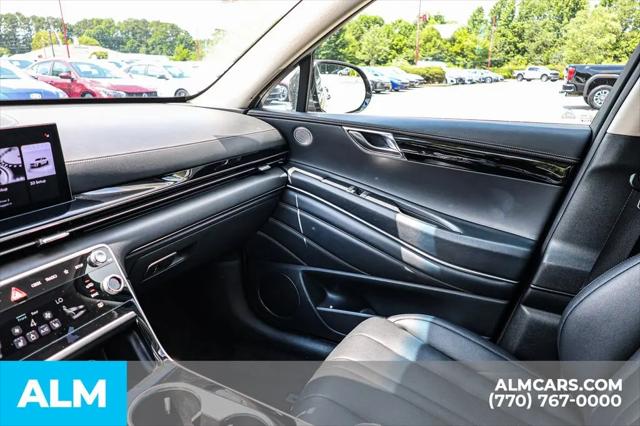 2025 Genesis GV80 2.5T Standard AWD
