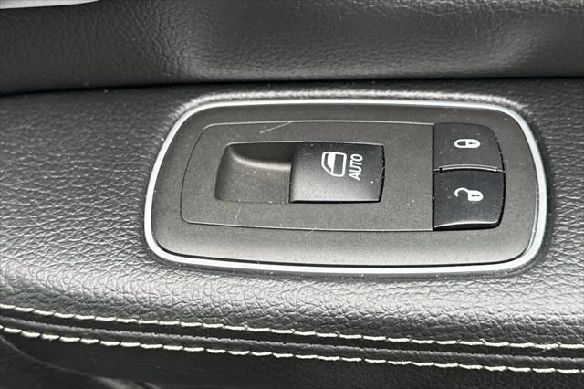 2024 Ram 1500 Laramie Crew Cab 4x4 57 Box