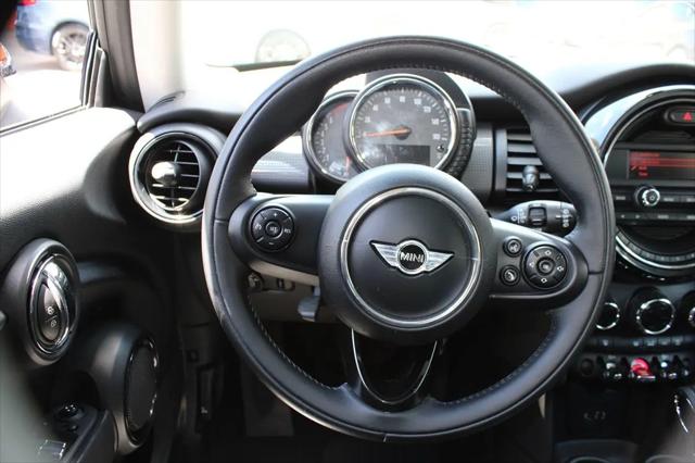 2015 MINI Hardtop Cooper