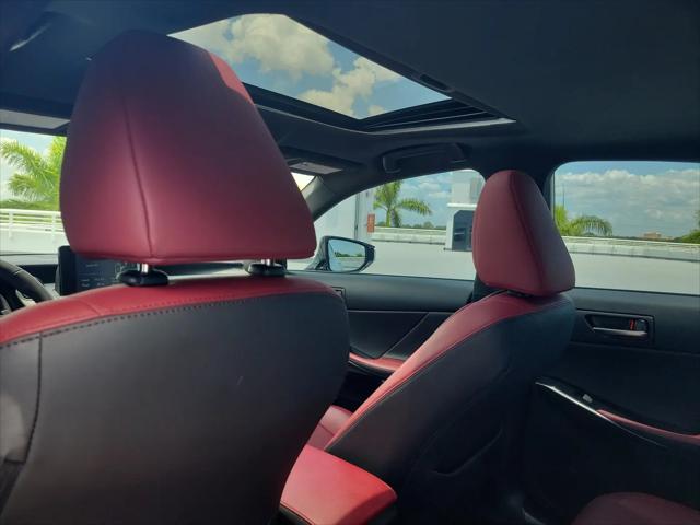 2024 Lexus IS 300 F SPORT Design